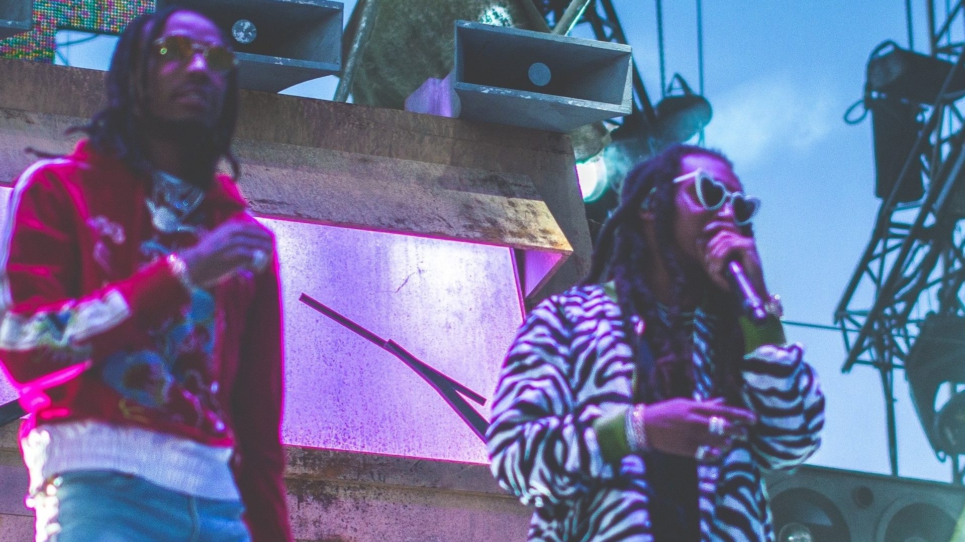 Hotel Lobby AI trend: Quavo and Takeoff, the duo behind the original Hotel Lobby performance, on stage together