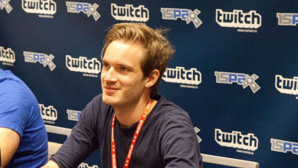 ajax ai pewdiepie: Felix Kjellberg, known as PewDiePie, at a PAX signing table